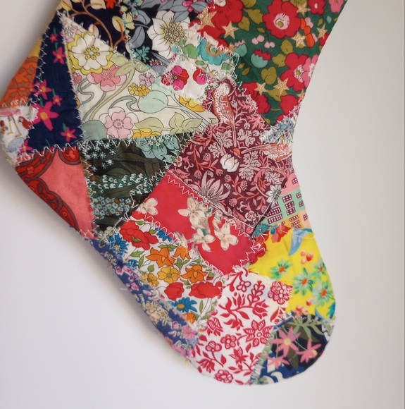 Liberty Art Fabric Tana Lawn Patchwork Quilted Christmas Stocking Bespoke OOAK - Picture 9 of 14